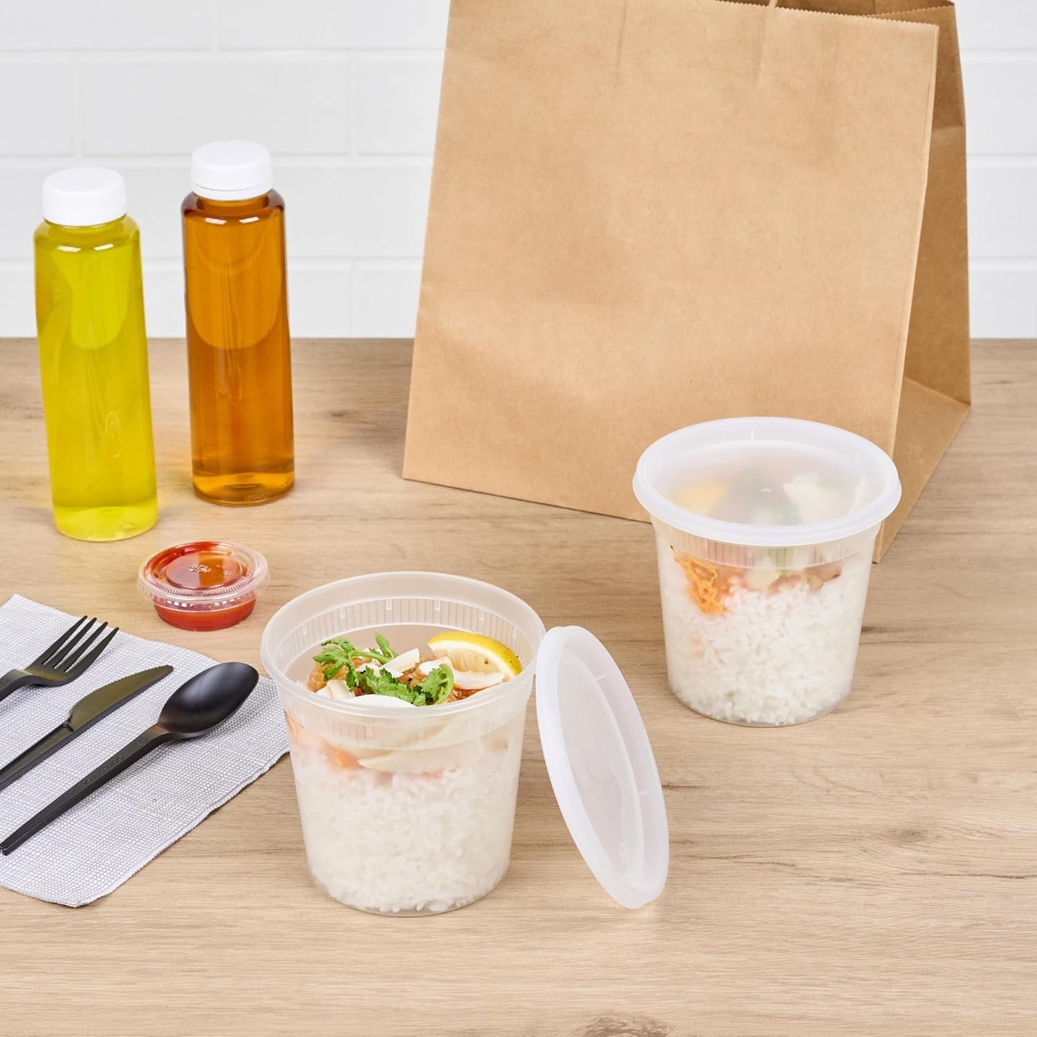 -Asporto 24 Ounce to Go Boxes, 100 Microwavable round Soup Containers - Clear Plastic Lids Included, Do Not Contain BPA, Clear Plastic Soup Containers, Disposable